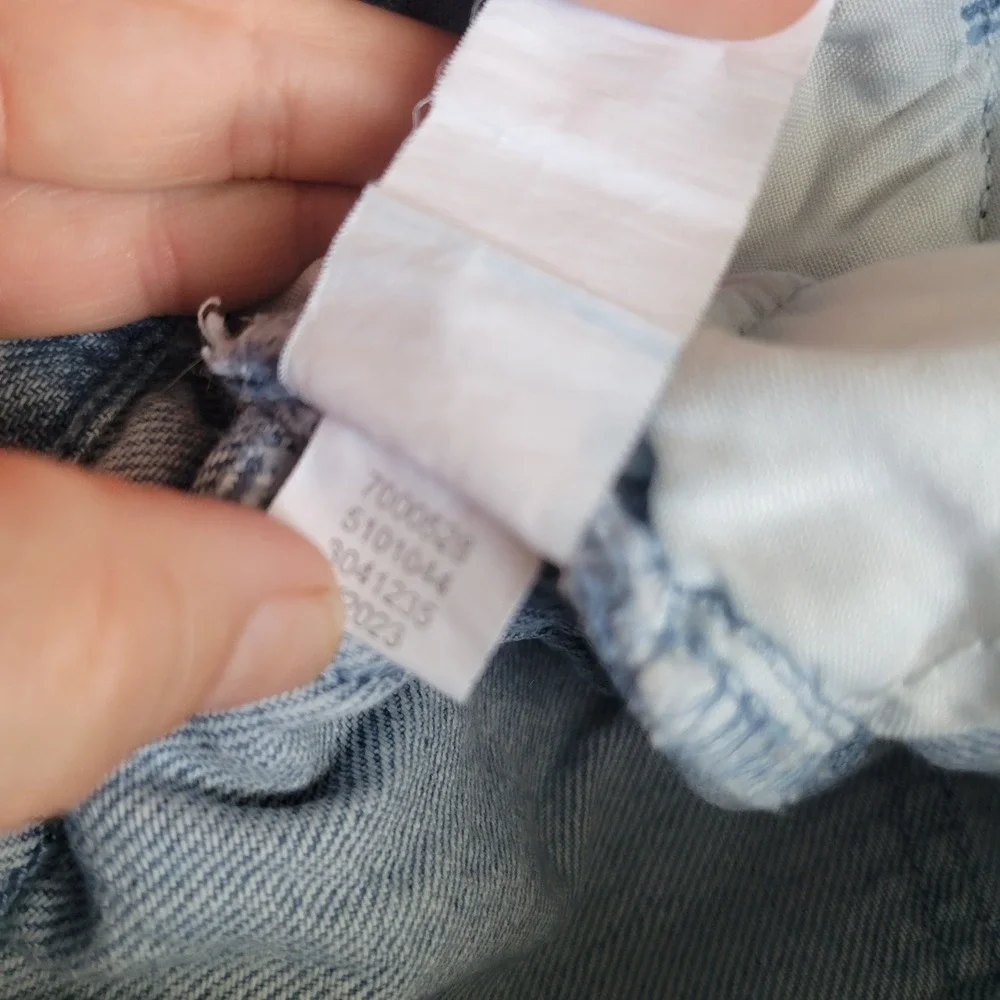 The Childrens Place Girls Girlfriend Jeans 8 Light Wash Patched Distressed Denim